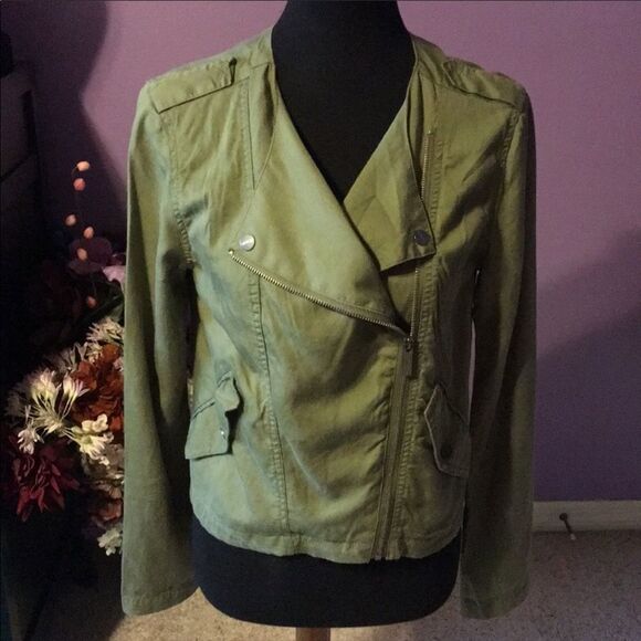 Sanctuary Moss Asymmetrical Moto Jacket. - Picture 3 of 9